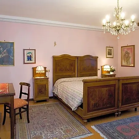 Oda ve Kahvaltı Casa Mia 3*