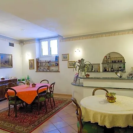 Oda ve Kahvaltı Casa Mia 3*